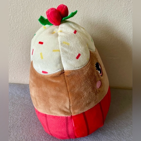 Squishmallows 8" Peppermint Christmas Cupcake - Picture 2 of 6